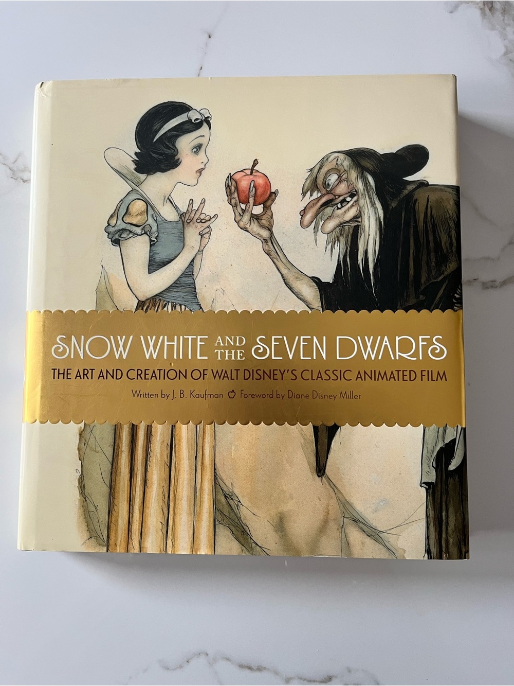 Snow White and the Seven Dwarfs - The Art and Creation (Gold Accent)
